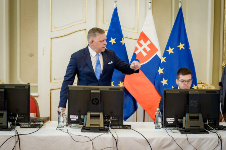 Fico ohlásil dohodu na garanciách pri plyne a Slovensko umožní schváliť 18. balík sankcií proti Rusku – VIDEO
