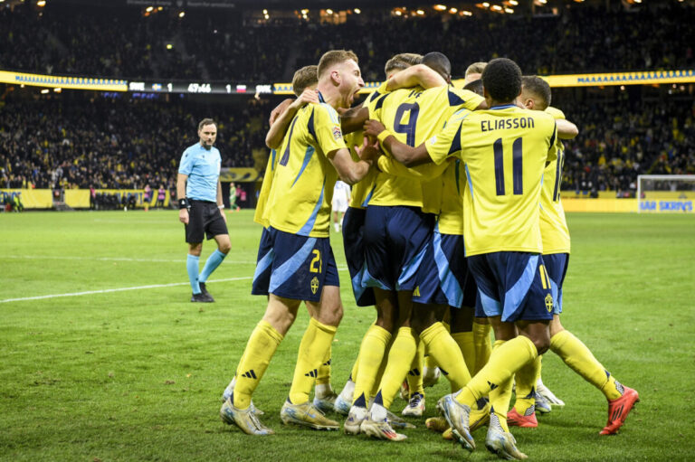 Isak chce opustiť Newcastle, klub ho vynechal z ázijského turné