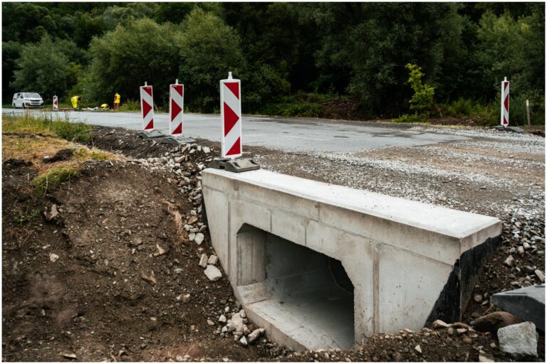 Prešovský kraj modernizuje cestu v obci Zlaté, úsek je súčasťou prepojenia Horného Šariša s Poľskom – FOTO
