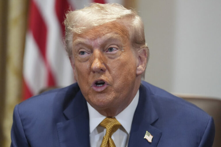 Putin nám o Ukrajine hovorí veľa hlúpostí, vyhlásil Trump