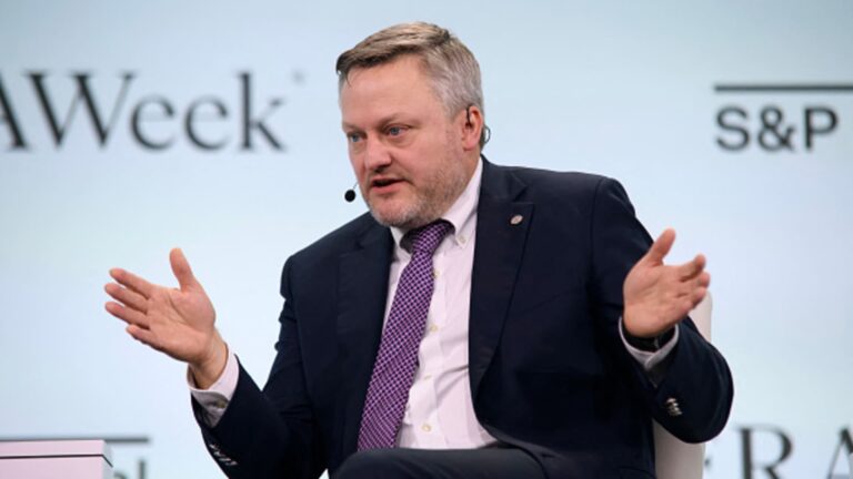 Generálny riaditeľ BP Hails Exploration Discovery Boon po prekvapení zisku rytmu