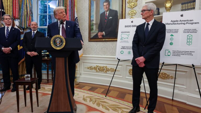 Apple podrobne popisuje expanziu výdavkov v USA 100 miliárd dolárov