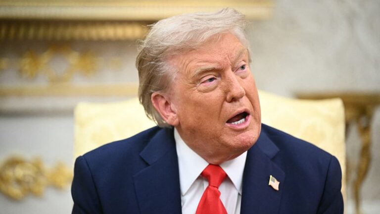 Trump zabuchne „anti-americký“ tlačenie nad projektom Arizona