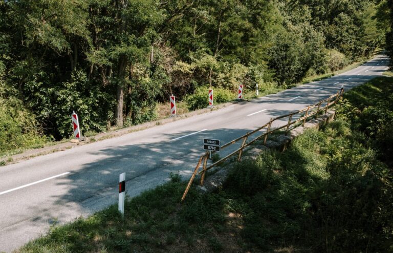 Nitriansky samosprávny kraj neďaleko Levíc zrekonštruuje 68-ročný most, práce potrvajú šesť mesiacov