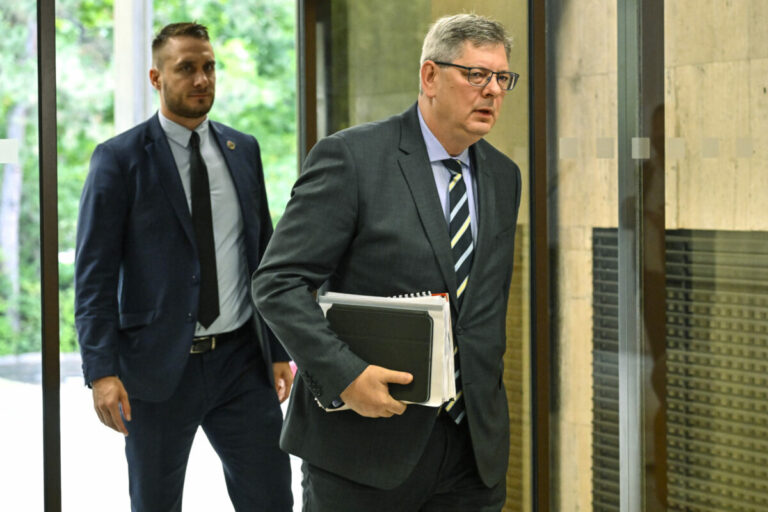 Nadácia Zastavme korupciu údajne manipuluje s číslami. Susko odmieta, že by štát rezignoval na stíhanie