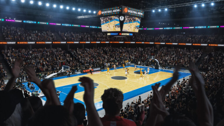 Francúzsky basketbalista pobúril na ME. Za rozhodnutého stavu si po podaní ruky s Dončičom ešte šiel zabodovať – VIDEO