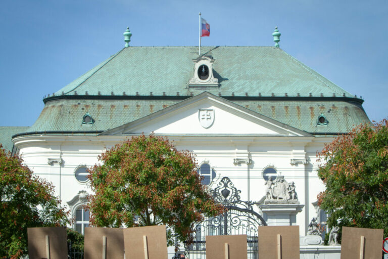 Predstavitelia Benátskej komisie prídu diskutovať o fungovaní mimovládok a tiež o zmenách ústavy