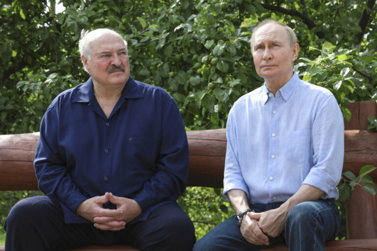 Putin stále podmieňuje mier tým, že mu Ukrajina vydá územia, ktoré Rusi nekontrolujú