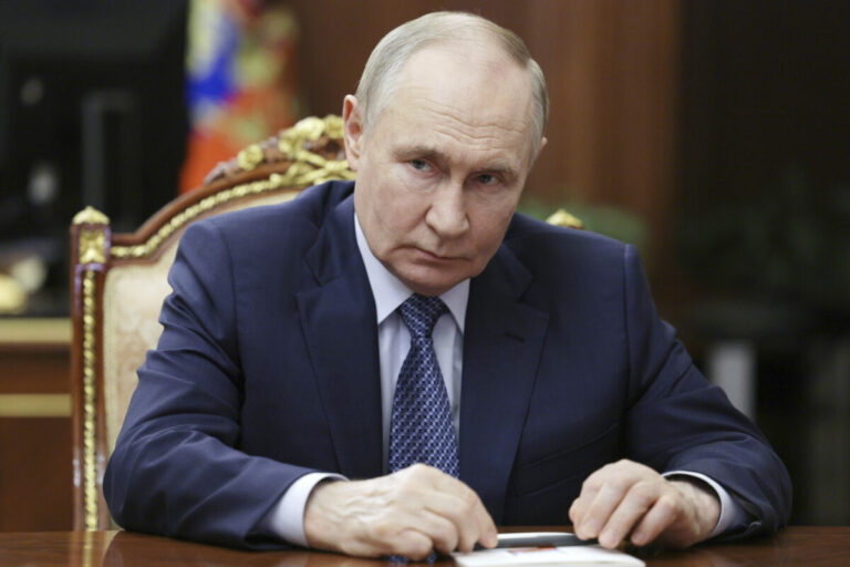 S Trumpom sa Putin chce stretnúť v SAE, od Zelenského žiada najprv splnenie „podmienok“