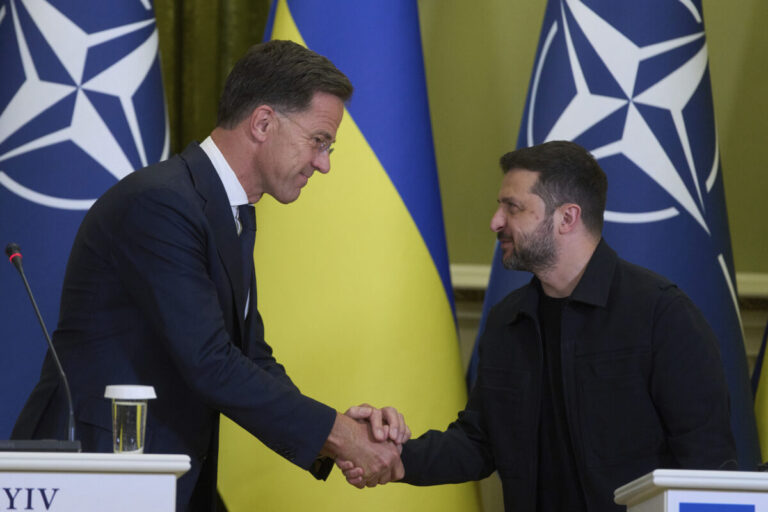 Šéf NATO vyzval na pevné bezpečnostné záruky pre Ukrajinu