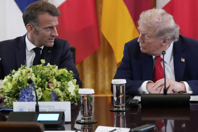 V Bielom dome sa nehovorilo o územných ústupkoch Ukrajiny voči Rusku, vyhlásil Macron