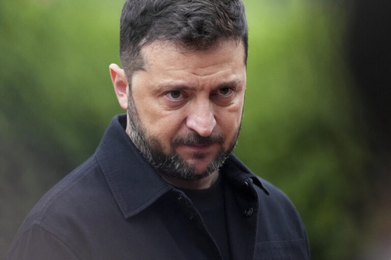 Zelenskyj pred prípadným stretnutím s Putinom žiada bezpečnostné záruky pre Ukrajinu
