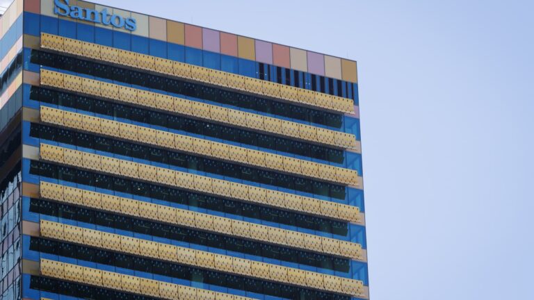 XRG Abu Dhabi stiahne ponuku 19 miliárd dolárov pre austrálsky Santos