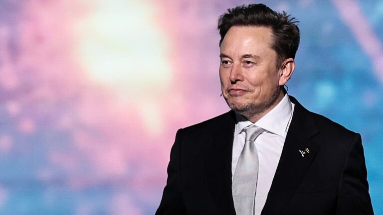 Tesla pláva nový plán platov pre Musk, ktorý by rozšíril jeho hlasovaciu silu