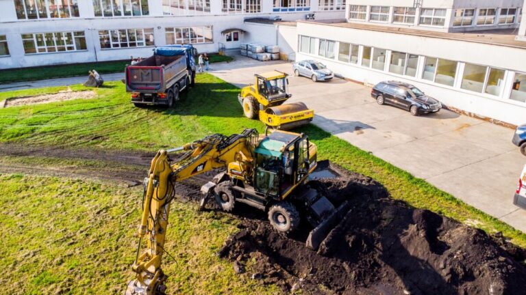 V Martine sa začala obnova Základnej školy s materskou školou J. V. Dolinského za takmer 386-tisíc eur – FOTO