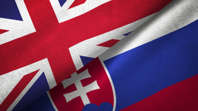 Menej ako polovica Slovákov považuje britskú volebnú kampaň za zásah do vnútorných záležitostí štátu