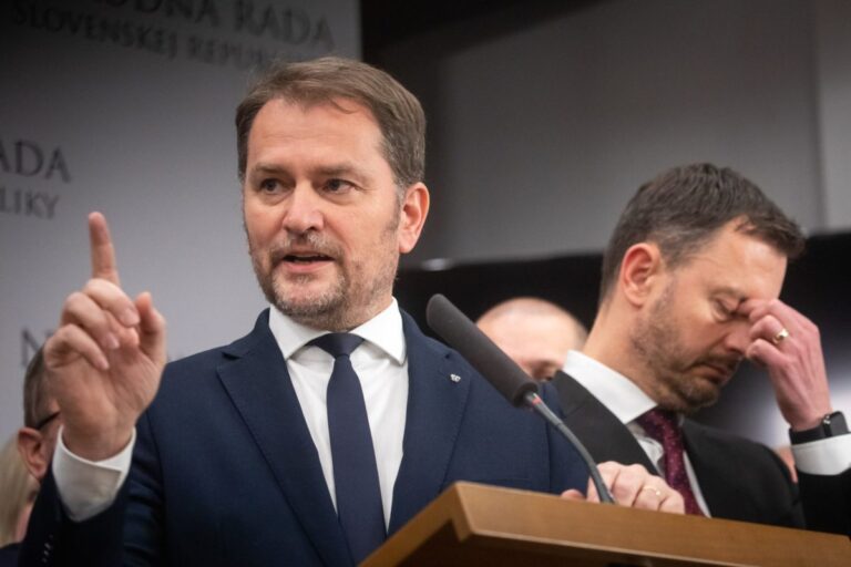 Matovič hovorí o zrade od vlastných poslancov, o podporení novely ústavy sa dozvedel len pár minút pred hlasovaním