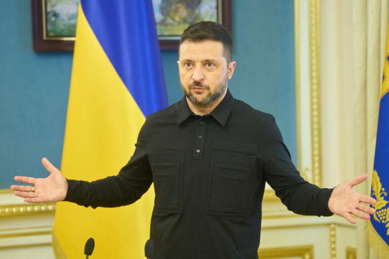 Ak z Maďarska opäť priletia drony, armáda zasiahne v súlade s obranou štátu, vyhlásil Zelenskyj