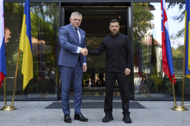 Podľa Fica sú vzťahy Slovenska s Ukrajinou odsúdené na úspech. Zelenskyj: Ruské energie nemajú budúcnosť