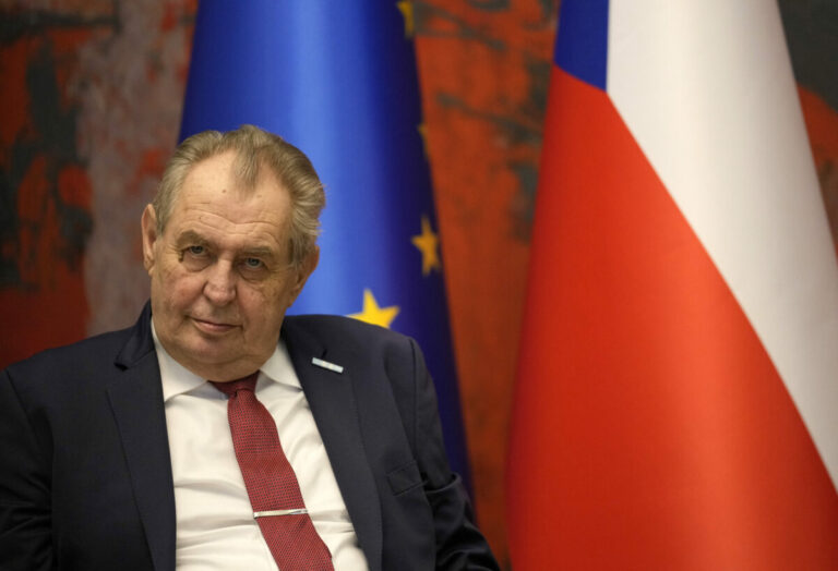 Babiš je impulzívny, mal by hovoriť pomaly, ako keď kvapká vodovod, hodnotí ho český exprezident Zeman