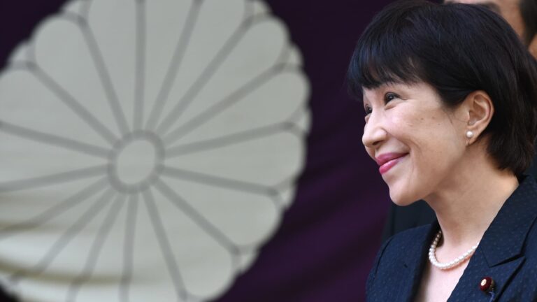 Kto je sanae takaichi? Prvá žena sa pripravila na kormidlo japonskej vlády